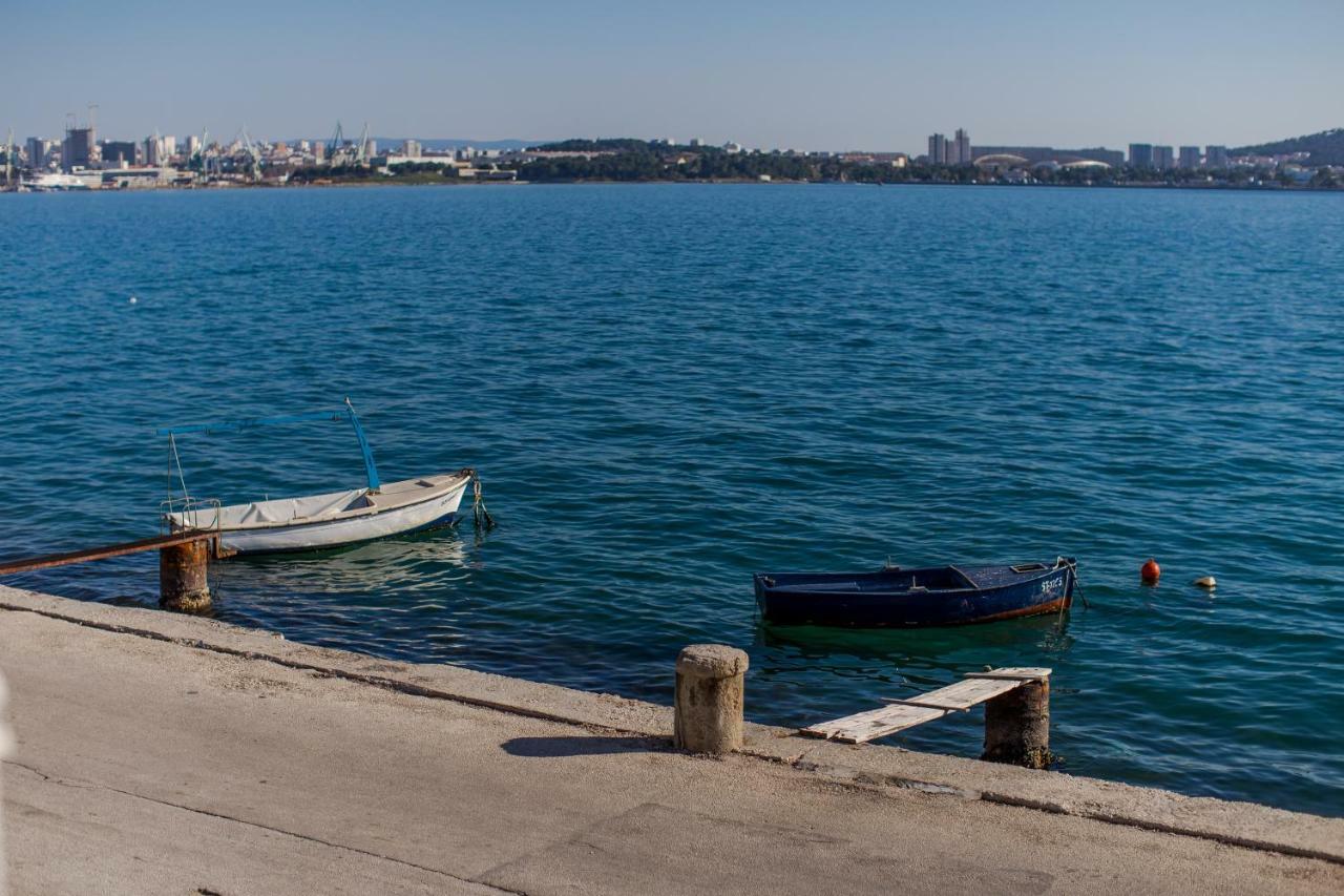 Apartman Ankica Kaštela Exteriör bild